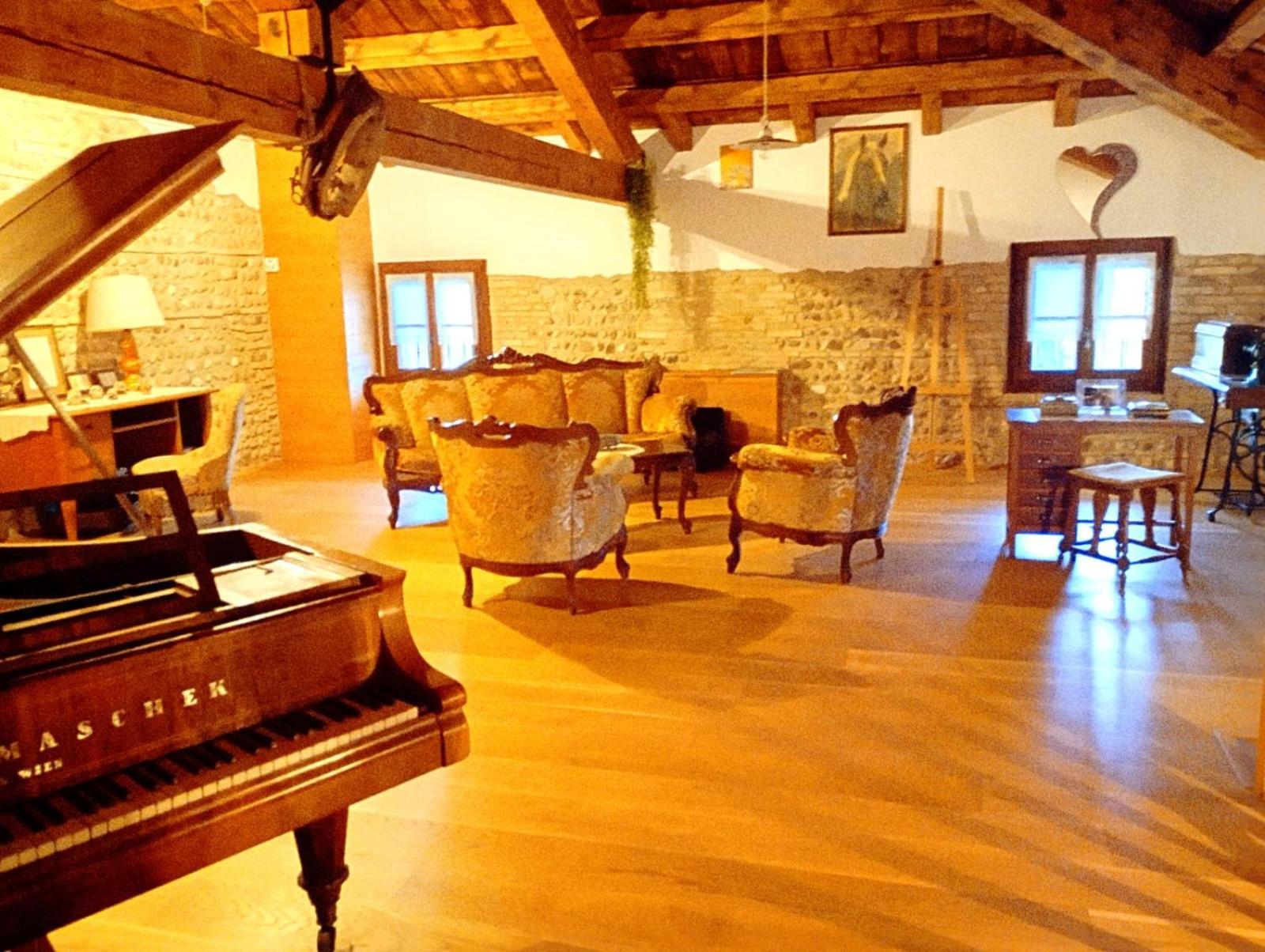 La Regina Del Bosco Villa Rivignano Exterior foto